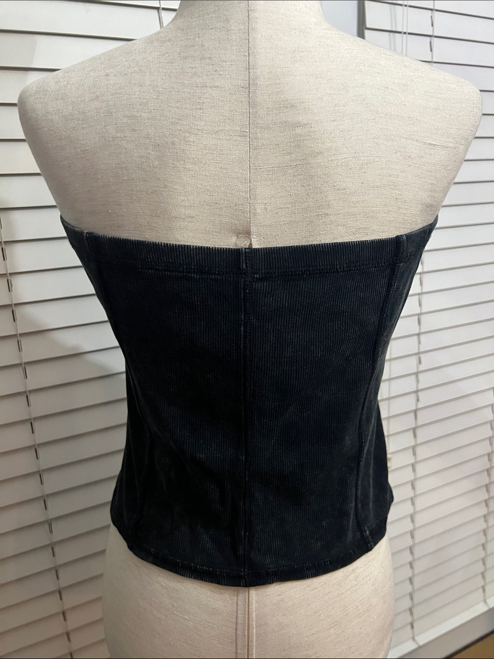 Divided H&M Ribbed Tube Top - Picture 4 of 6